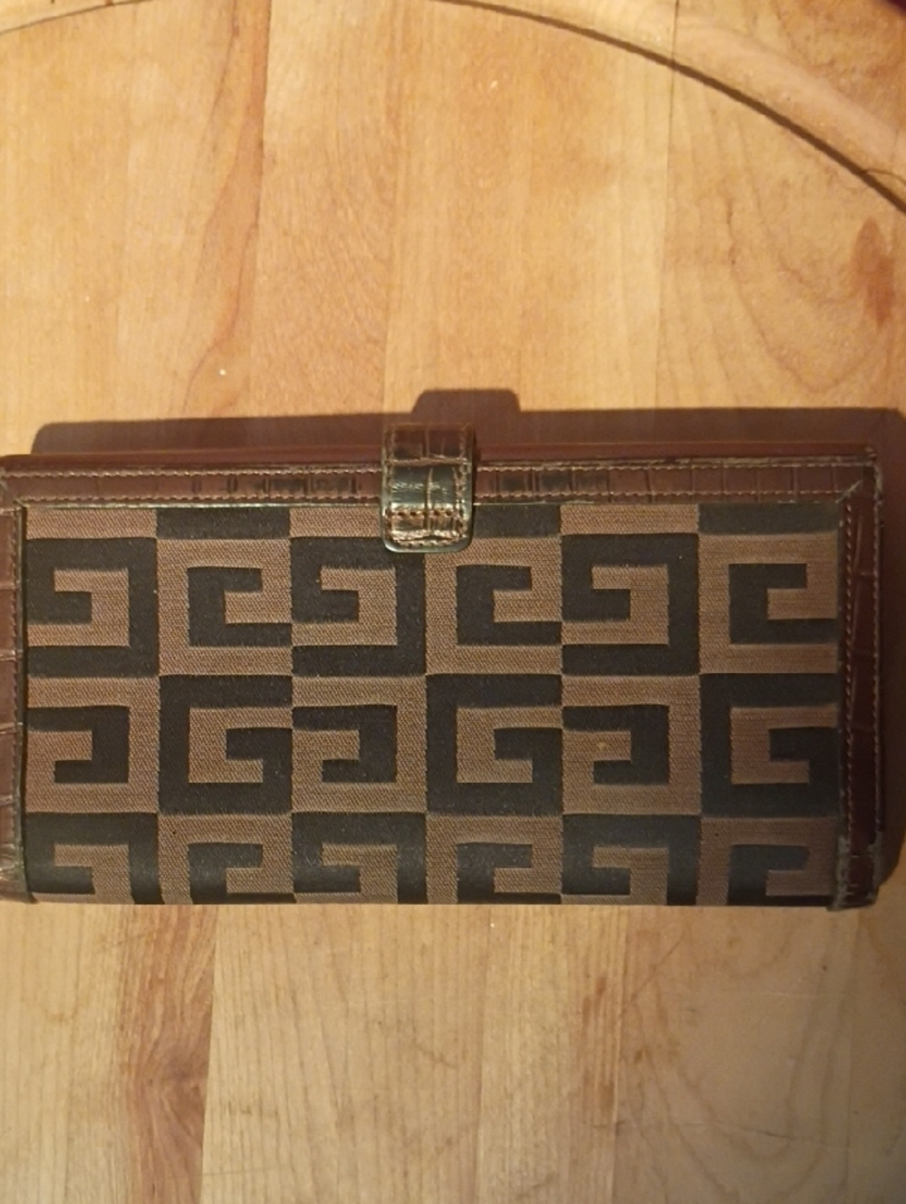 Givenchy Geometric Monogram Printed Canvas Wallet - Picture 6 of 11